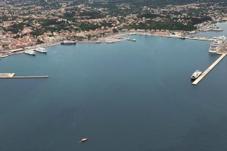 limani kerkyra
